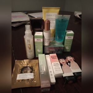 HUGE 14 piece skin and makeup bundle, over 300 MSRP!